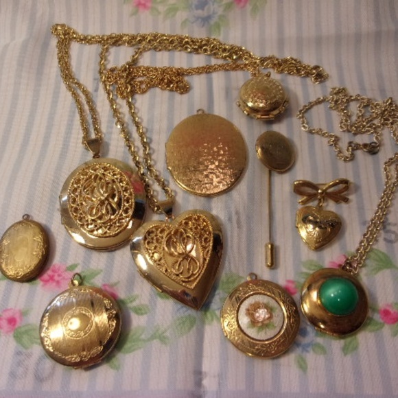 Jewelry - Vintage Lockets Lot